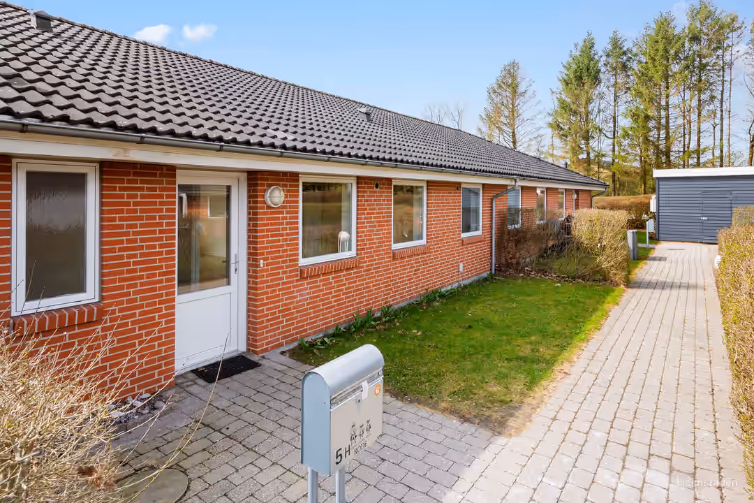 Billede 1 fra lejemålet på Røllikevej 5 H, 8653 Them