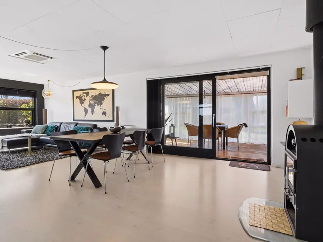 Billede 2 fra lejemålet på Vejlevej 42, 7160 Tørring