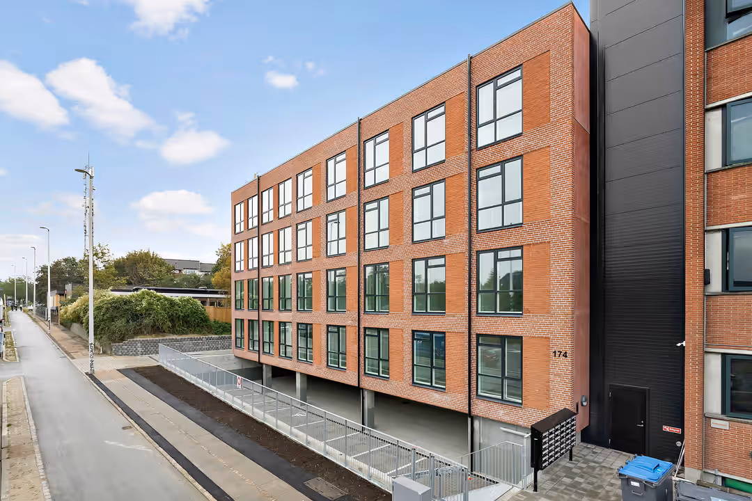 Billede 3 fra lejemålet på Lyngbyvej 174, 2100 København Ø