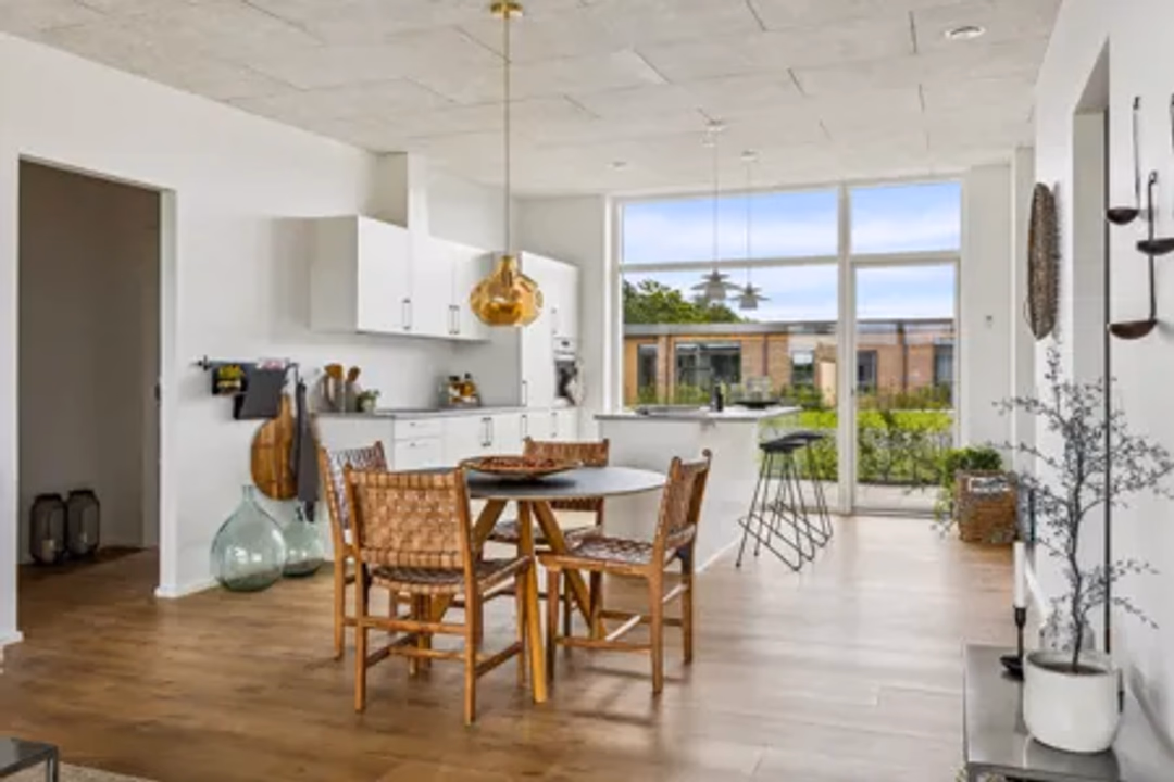 Billede 1 fra lejemålet på Skalmejevej 139, 7451 Sunds