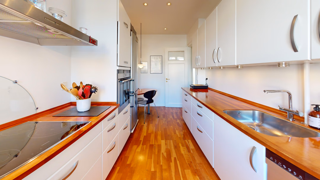 Billede 2 fra lejemålet på Tuborgvej 60, 2900 Hellerup